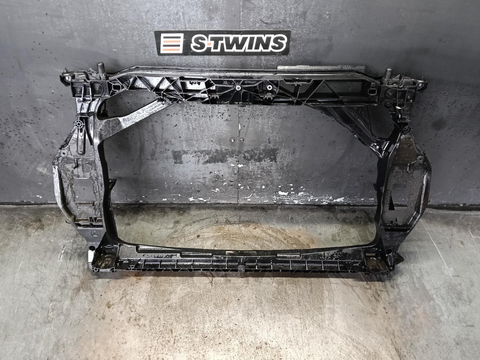 Used auto part listing image: 2015 AUDI Q3 RADIATOR SUPPORT 8U, Q3/RSQ3, 03/12-12/18 0000393653