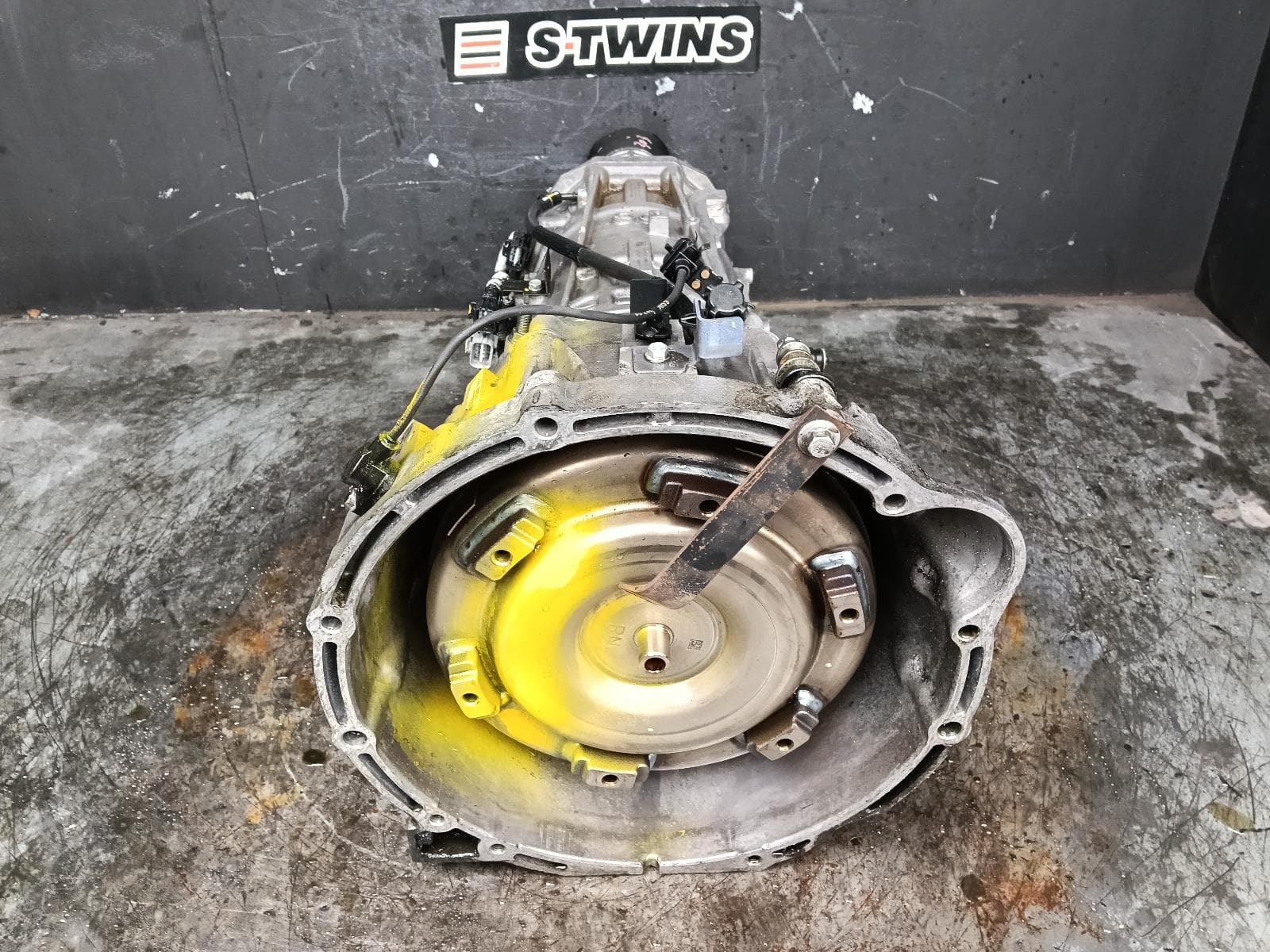 Used auto part listing image: 2019 HYUNDAI ILOAD/IMAX TRANS GEARBOX AUTO, DIESEL, 2.5, D4CB, TURBO, 5 SPEED, 3 PLUG TYPE, TQ, 10/07-10/19 0000387425
