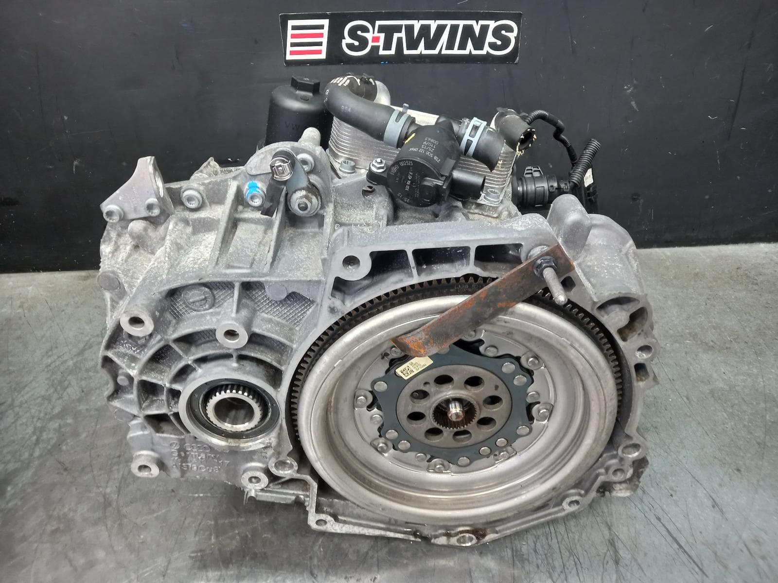 Used auto part listing image: 2015 VOLKSWAGEN GOLF TRANS GEARBOX AUTO, PETROL, 1.8, TURBO, GEN 7, QMH CODE, 05/15- 0000392791