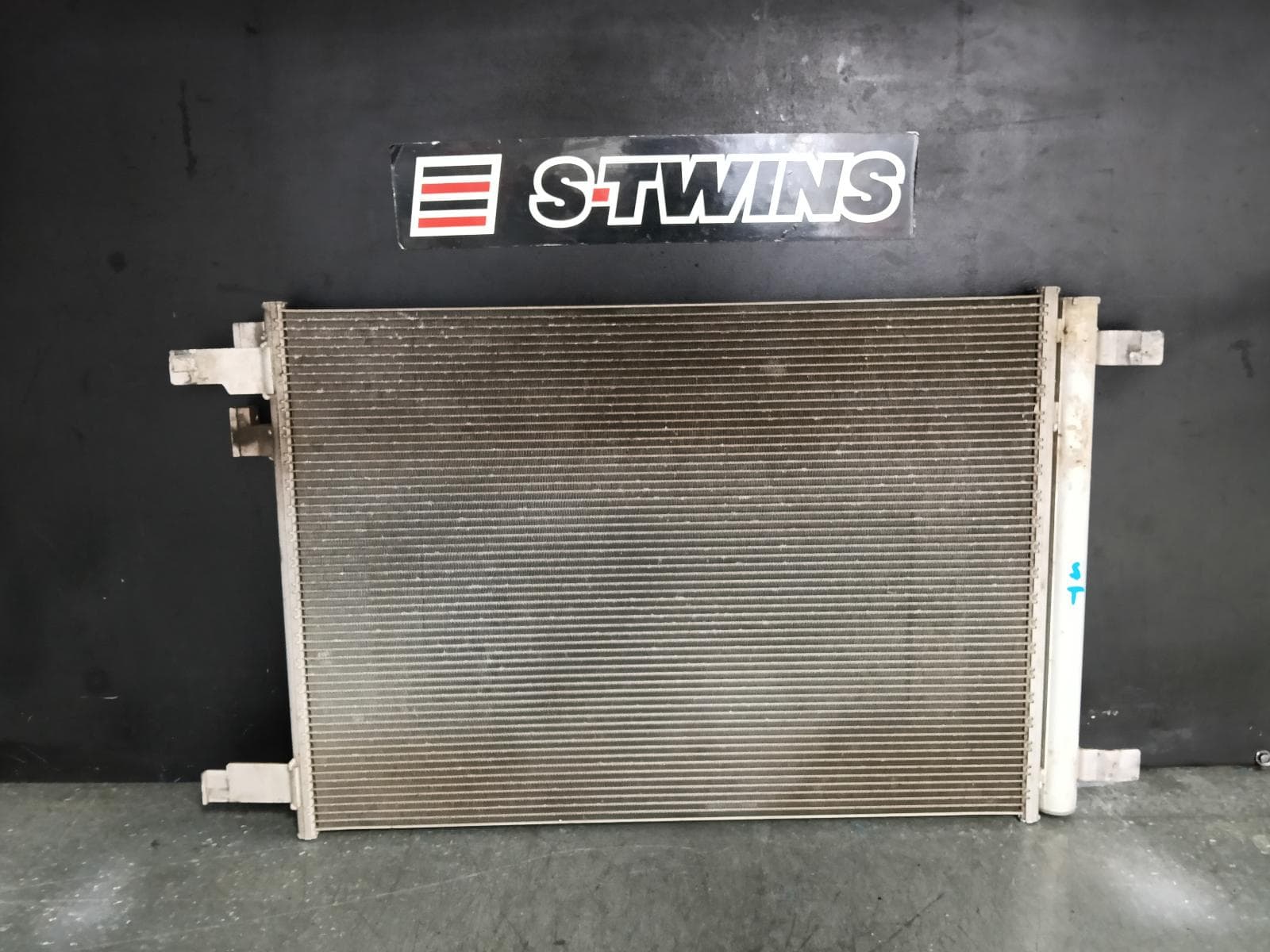 Used auto part listing image: 2018 VOLKSWAGEN PASSAT A C CONDENSER PETROL, 1.8, TURBO, CJSA CODE, B8/MK7, 06/15-10/19 0000389664