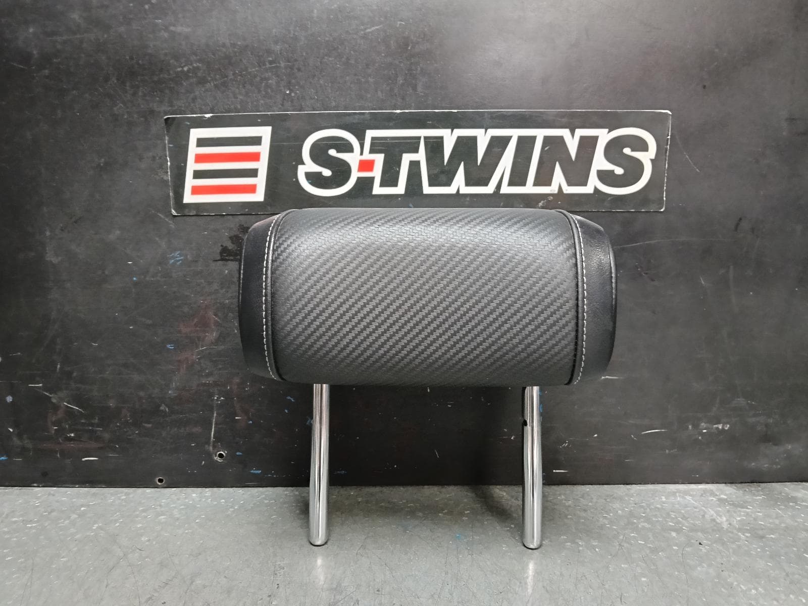 Used auto part listing image: 2018 VOLKSWAGEN PASSAT HEADREST B8/MK7, 06/15-05/23 0000389681