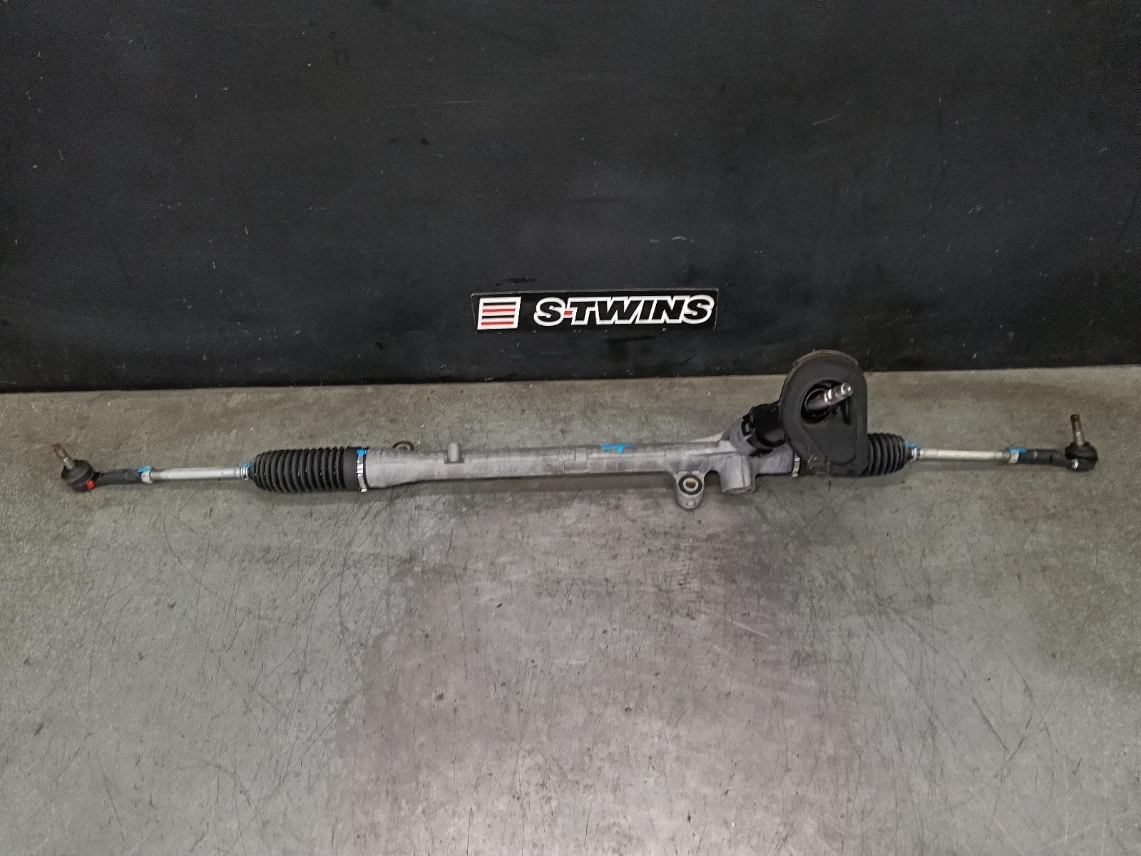 Used auto part listing image: 2016 MAZDA CX5 STEERING BOX RACK KE, 01/15-12/16 0000398213