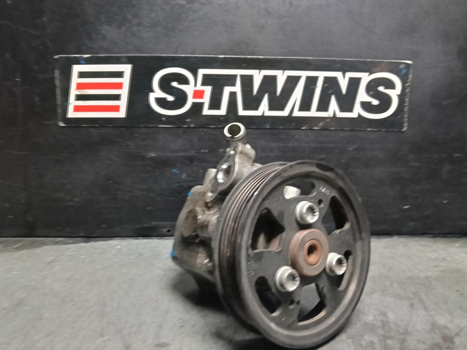 Used auto part listing image: 2019 VOLKSWAGEN AMAROK STEERING PUMP 2H, DIESEL, 3.0, TURBO, 09/16-09/22 0000409469