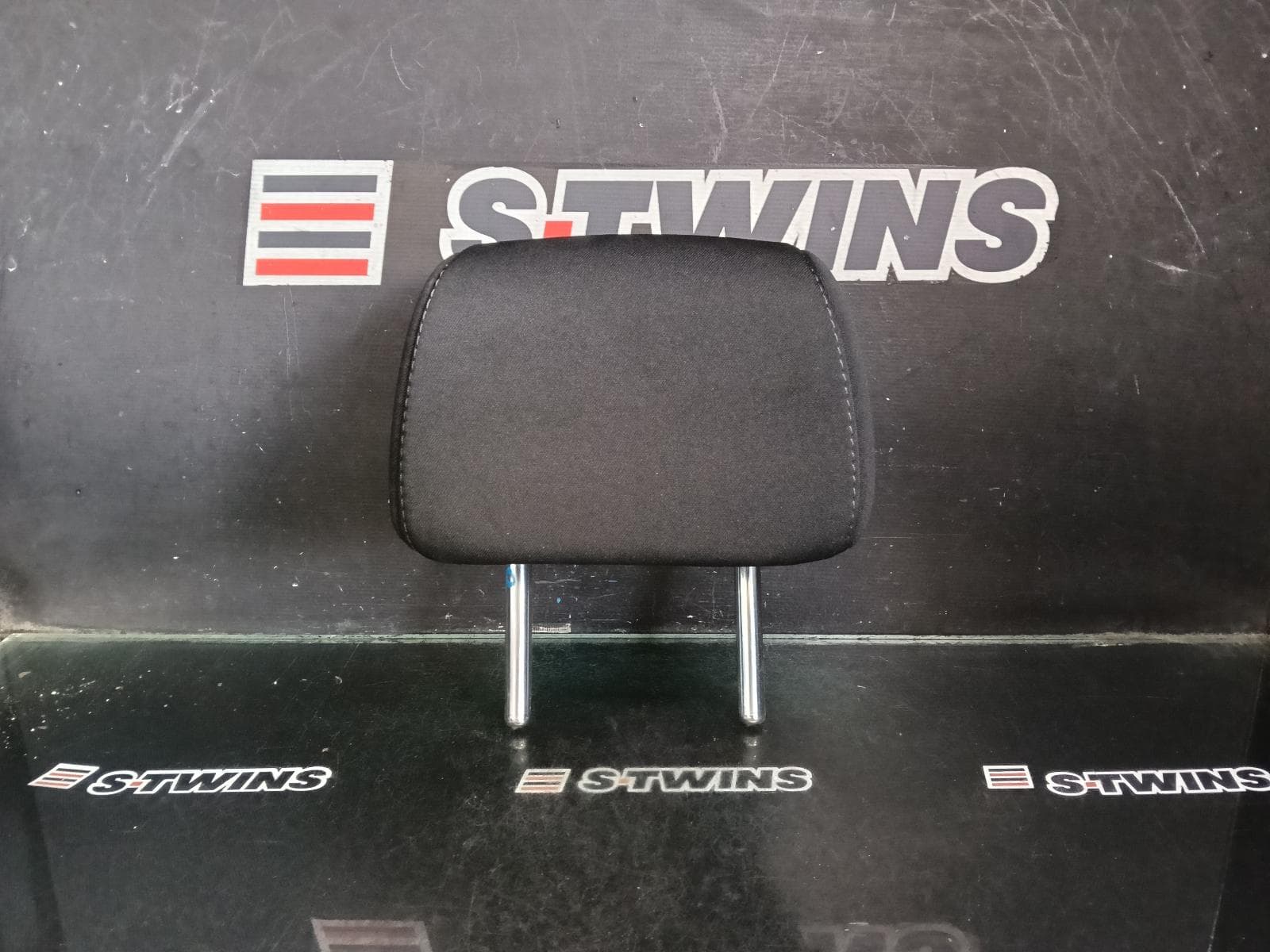 Used auto part listing image: 2017 MAZDA CX5 HEADREST KF, LH REAR, CLOTH, 02/17- 0000389900
