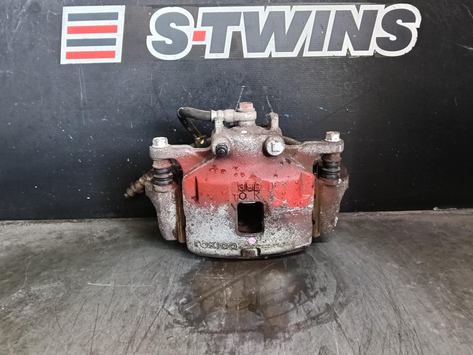 Used auto part listing image: 2013 MITSUBISHI TRITON CALIPER LH FRONT, ML-MN, 2WD/4WD, SINGLE PISTON TYPE, 07/06-04/15 0000389059