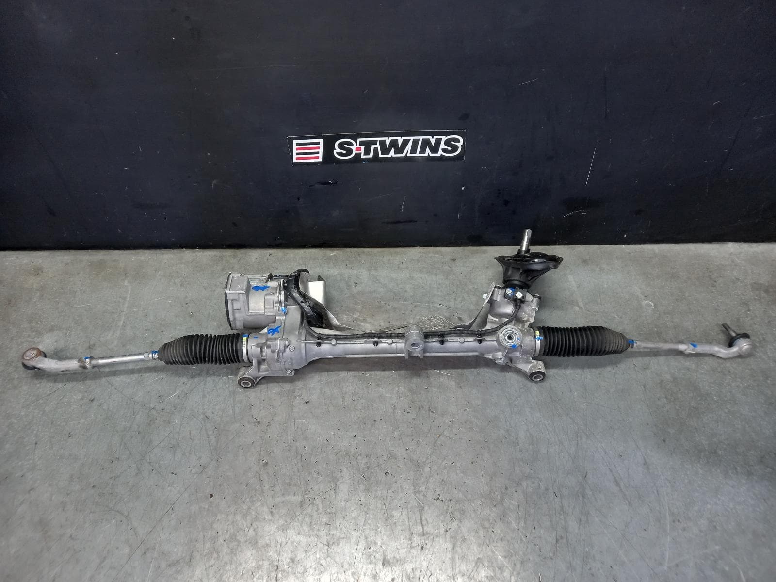 Used auto part listing image: 2016 FORD FOCUS STEERING BOX RACK LZ, TREND, 10/14-11/18 0000393528
