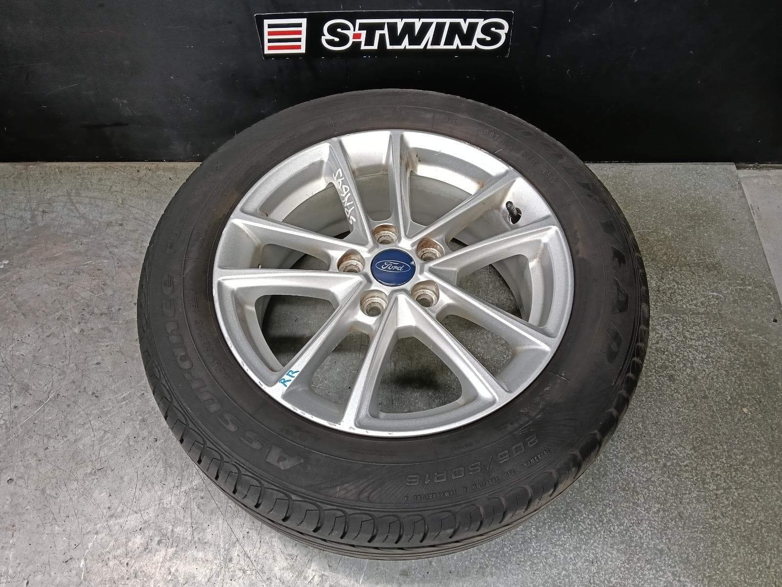 Used auto part listing image: 2016 FORD FOCUS WHEEL MAG FACTORY, 16X7IN, TREND, LZ, 07/15-11/18 0000393541