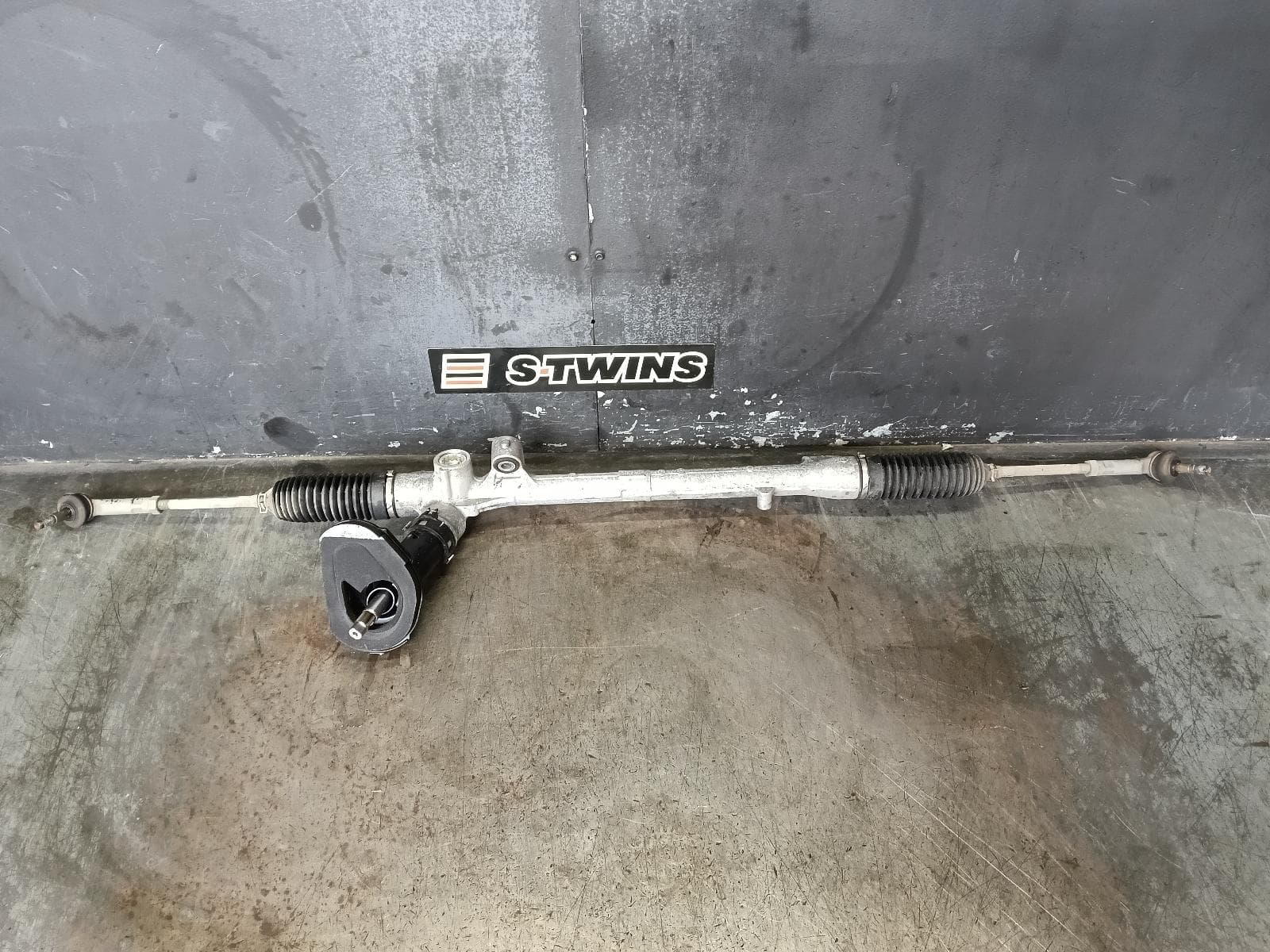 Used auto part listing image: 2015 MAZDA CX5 STEERING BOX RACK KE, 01/15-12/16 0000389716