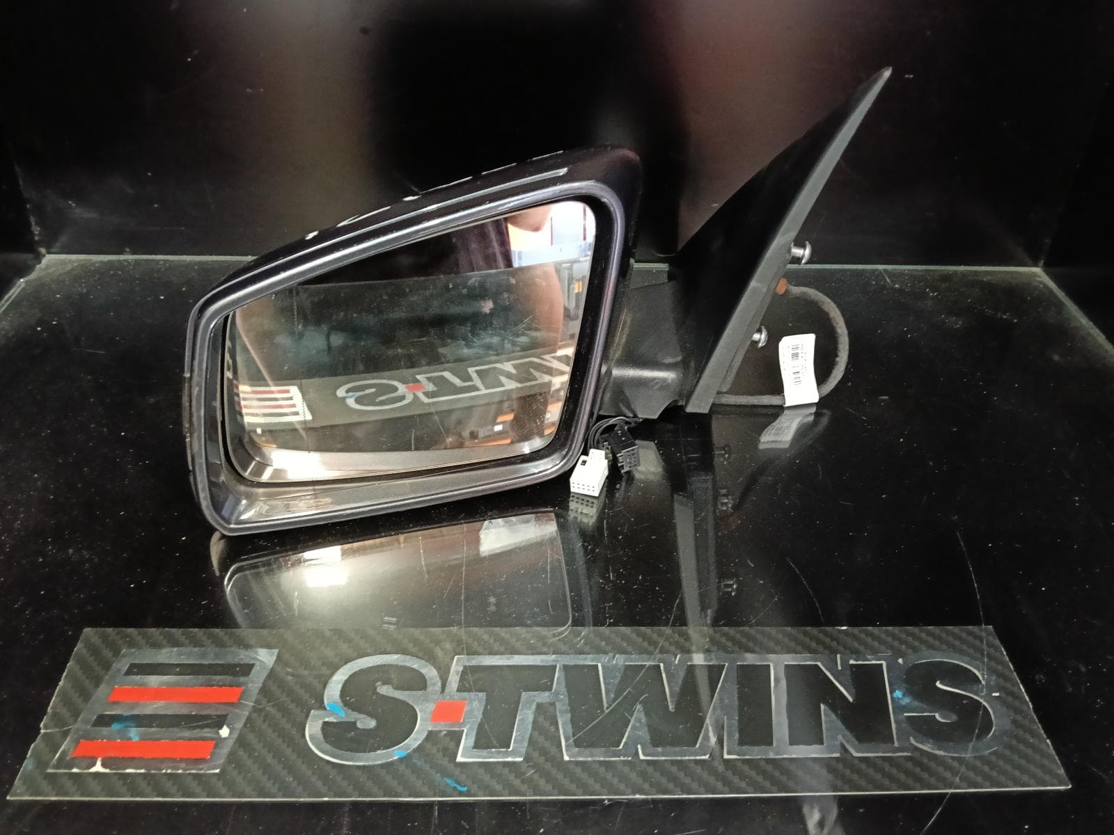 Used auto part listing image: 2013 MERCEDES C CLASS LEFT DOOR MIRROR W204/S204, POWER FOLD, NON MEMORY, AUTO DIM, NON BLINDSPOT TYPE, 04/11-07/14 0000389374
