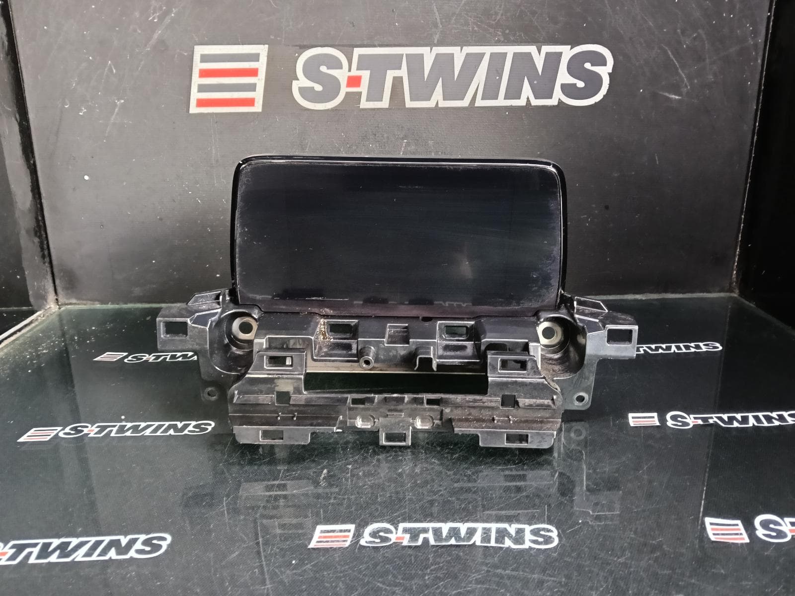 Used auto part listing image: 2018 MAZDA CX5 DISPLAY UNIT, 7IN TOUCHSCREEN, KF, 02/17-08/21 0000390503