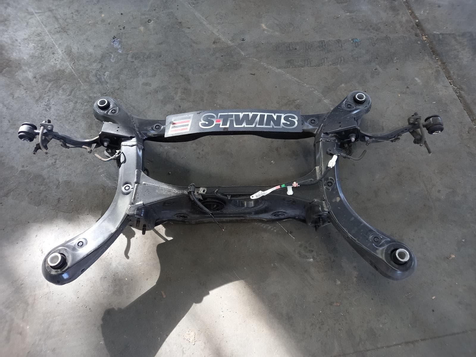 Used auto part listing image: 2019 TOYOTA KLUGER R BEAM CRADLE XMEMBR XU50 SERIES, 03/14-02/21 0000390025