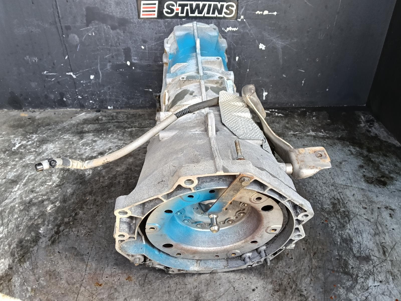 Used auto part listing image: 2017 VOLKSWAGEN AMAROK TRANS GEARBOX AUTO, AWD, DIESEL, 3.0, TURBO, NO TRANSFER CASE, 2H, RUP CODE, 09/16-09/22 0000402192