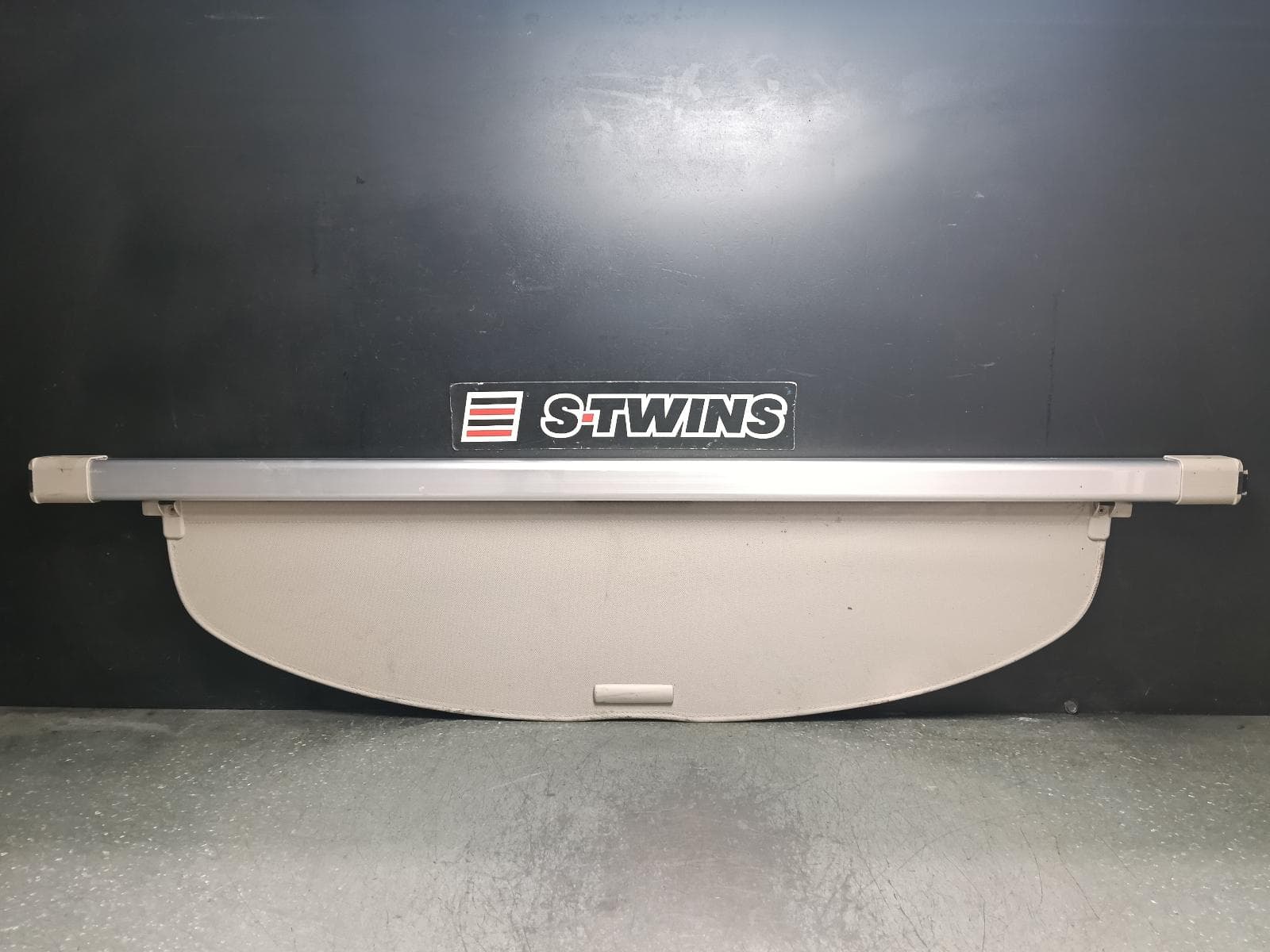 Used auto part listing image: 2015 NISSAN XTRAIL PARCEL SHELF CARGO BLIND CARGO BLIND, CREAM, 5 SEATER TYPE, T32, 02/14-07/22 0000412219