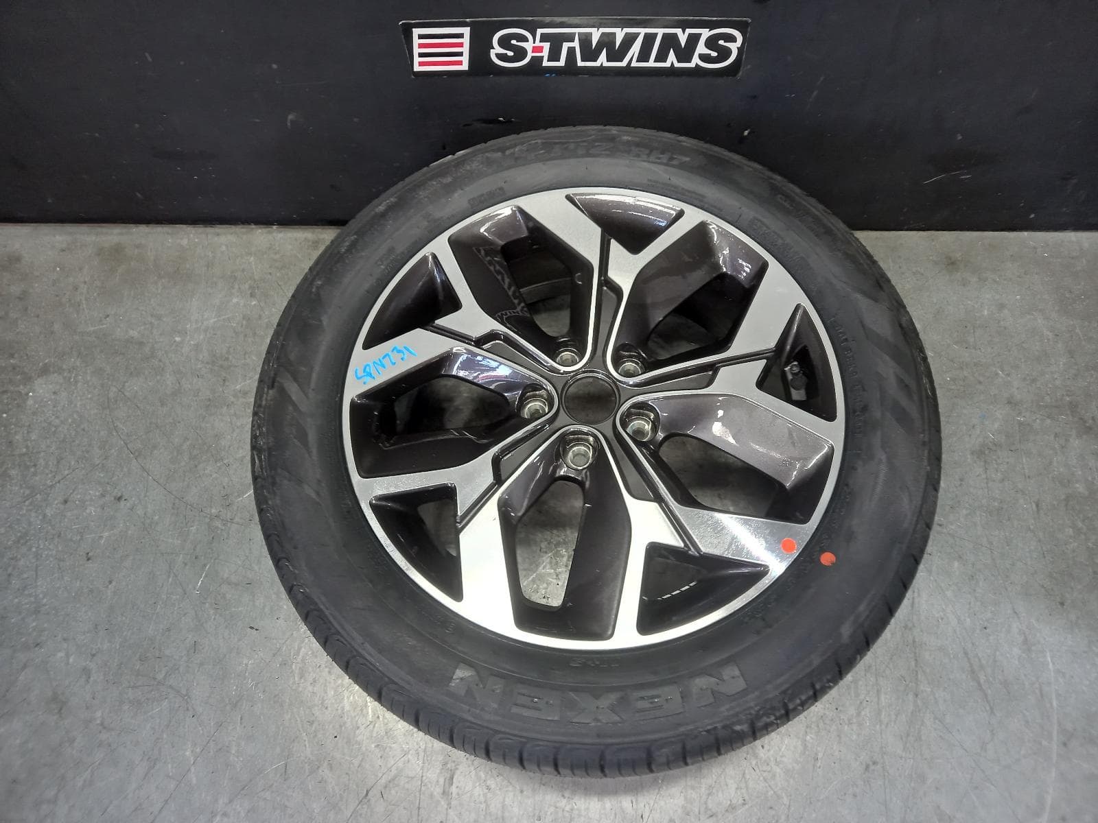 Used auto part listing image: 2018 KIA SPORTAGE WHEEL MAG FACTORY, 18X7IN, QL, 07/18-08/21 0000392862