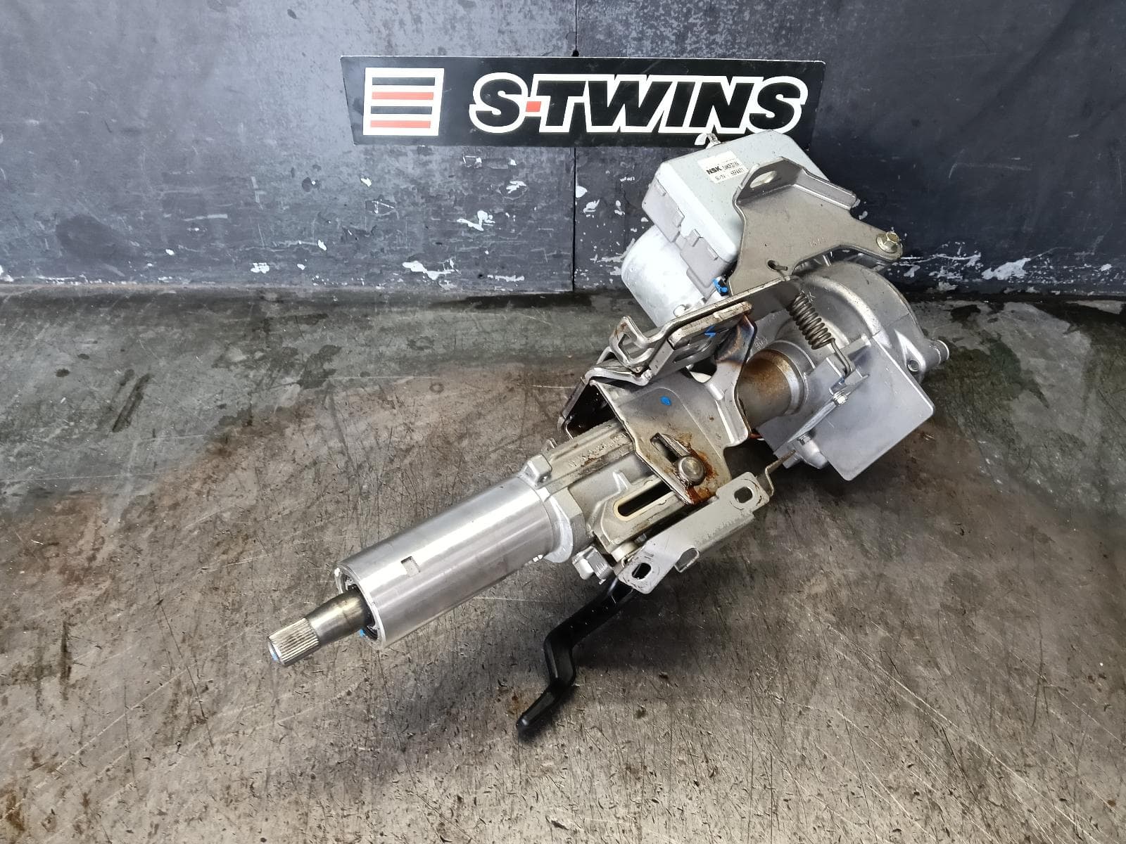 Used auto part listing image: 2018 NISSAN QASHQAI STEERING COLUMN J11, 12/13-07/21 0000392168