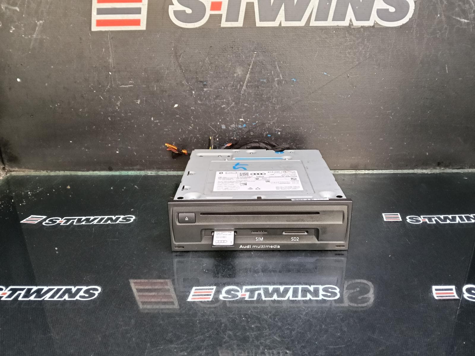 Used auto part listing image: 2016 AUDI A3 MULTIMEDIA 2X SD W/ SIM (IN GLOVEBOX), 8V, 03/13-10/20 0000393452