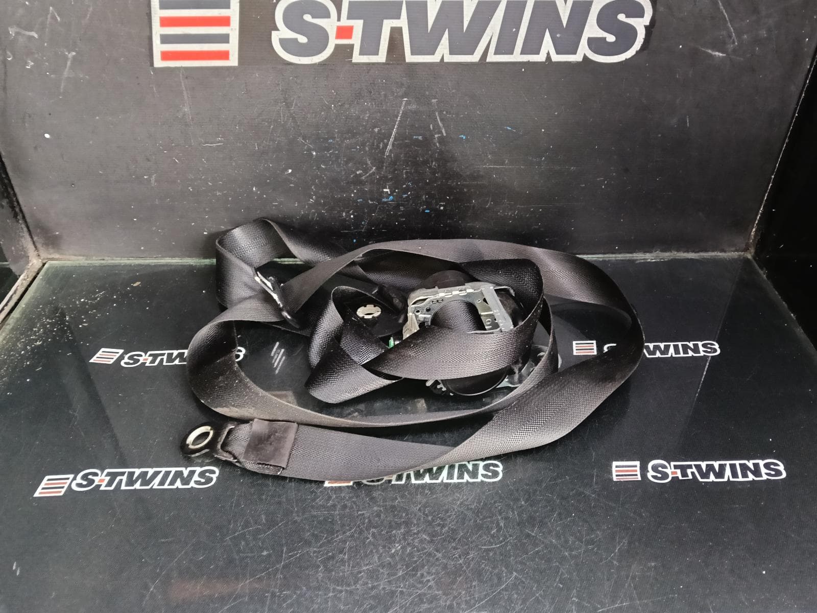 Used auto part listing image: 2017 TOYOTA C-HR SEAT BELT STALK RH FRONT, SEAT BELT ONLY, GEN 1, 12/16-09/23 0000390921