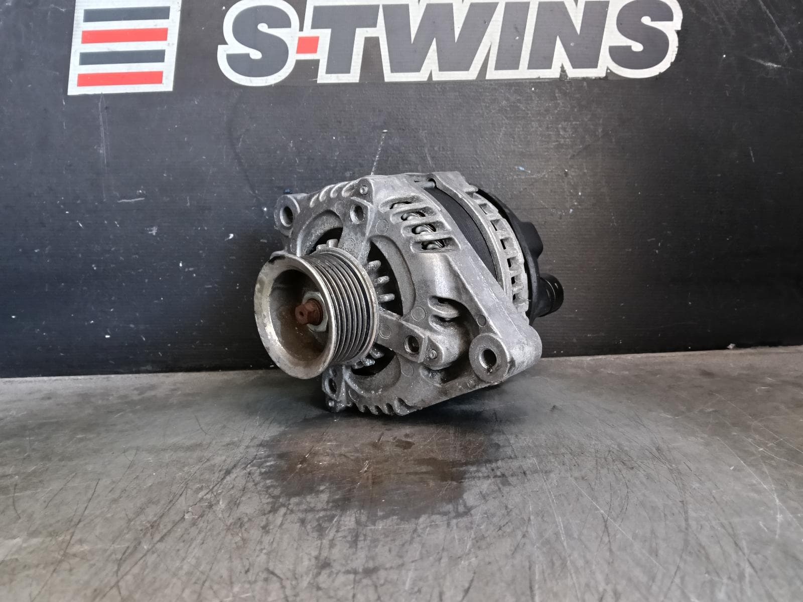 Used auto part listing image: 2012 HONDA ACCORD ALTERNATOR 2.4, K24Z3, 8TH GEN, EURO (VIN JHMCU), 06/08-12/15 0000391870