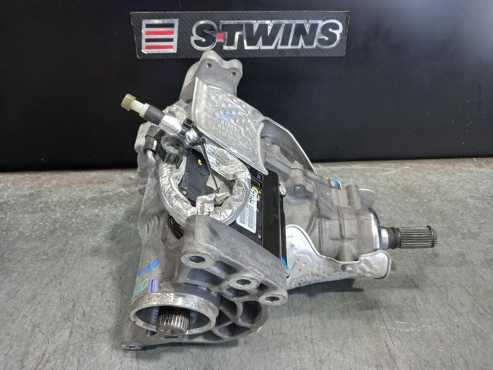 Used auto part listing image: 2022 JEEP CHEROKEE TRANSFER CASE KL, 2.4/3.2, PETROL, W/ SINGLE SPEED POWER TRANSFER UNIT TYPE, 02/14-11/22 0000251769