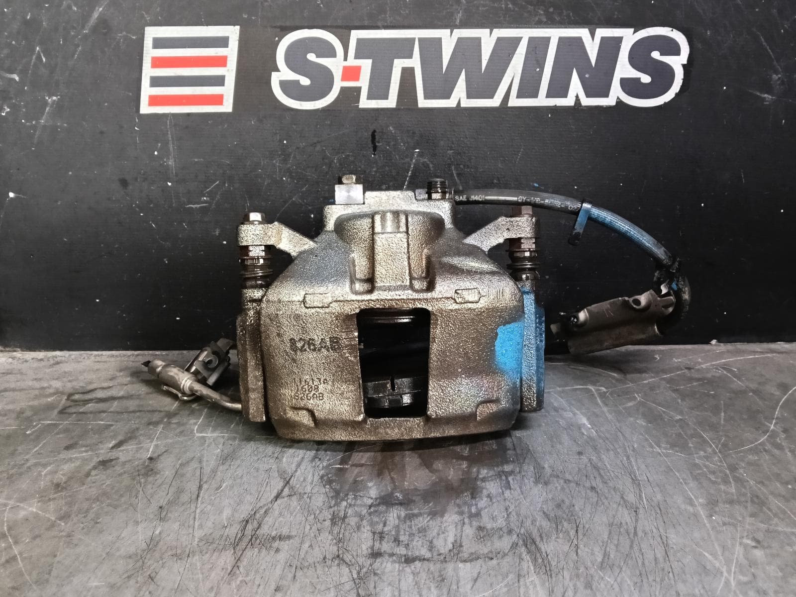 Used auto part listing image: 2013 JEEP WRANGLER CALIPER RH FRONT, JK, 11/10-07/18 0000396761
