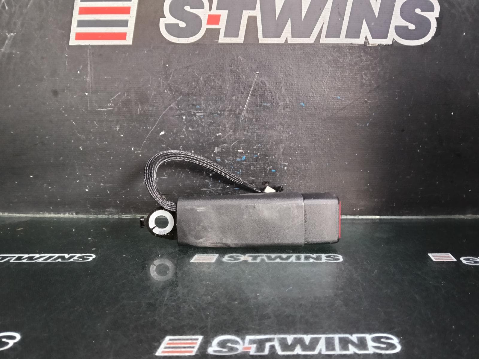 Used auto part listing image: 2013 JEEP WRANGLER SEAT BELT STALK RH FRONT, SEAT BELT STALK ONLY, 2DR TYPE, 11/10-07/18 0000396723