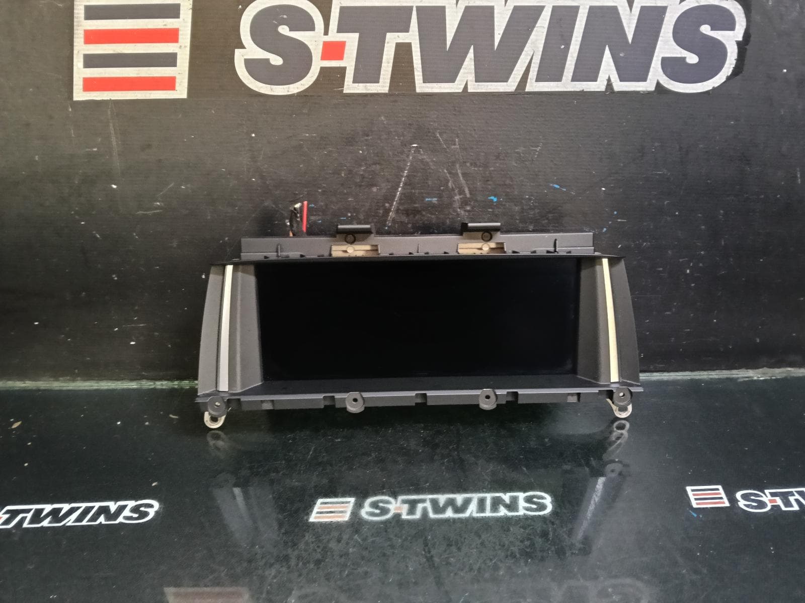 Used auto part listing image: 2014 BMW X3 DISPLAY UNIT, 8.8 IN, F25, 04/13-06/16 0000398491