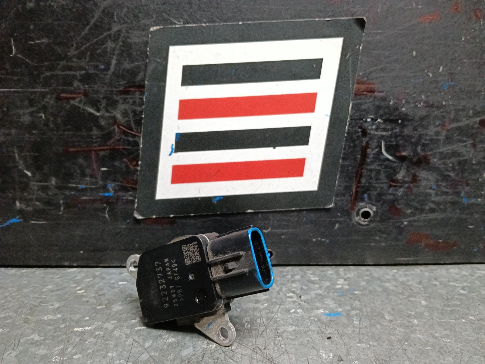 Used auto part listing image: 2011 HOLDEN COMMODORE AIR FLOW METER 3.0/3.6, LF1/LFW/LLT/LY7/LWR, FLAT TYPE (5 PIN), VE S2, 08/09-12/11 0000396095