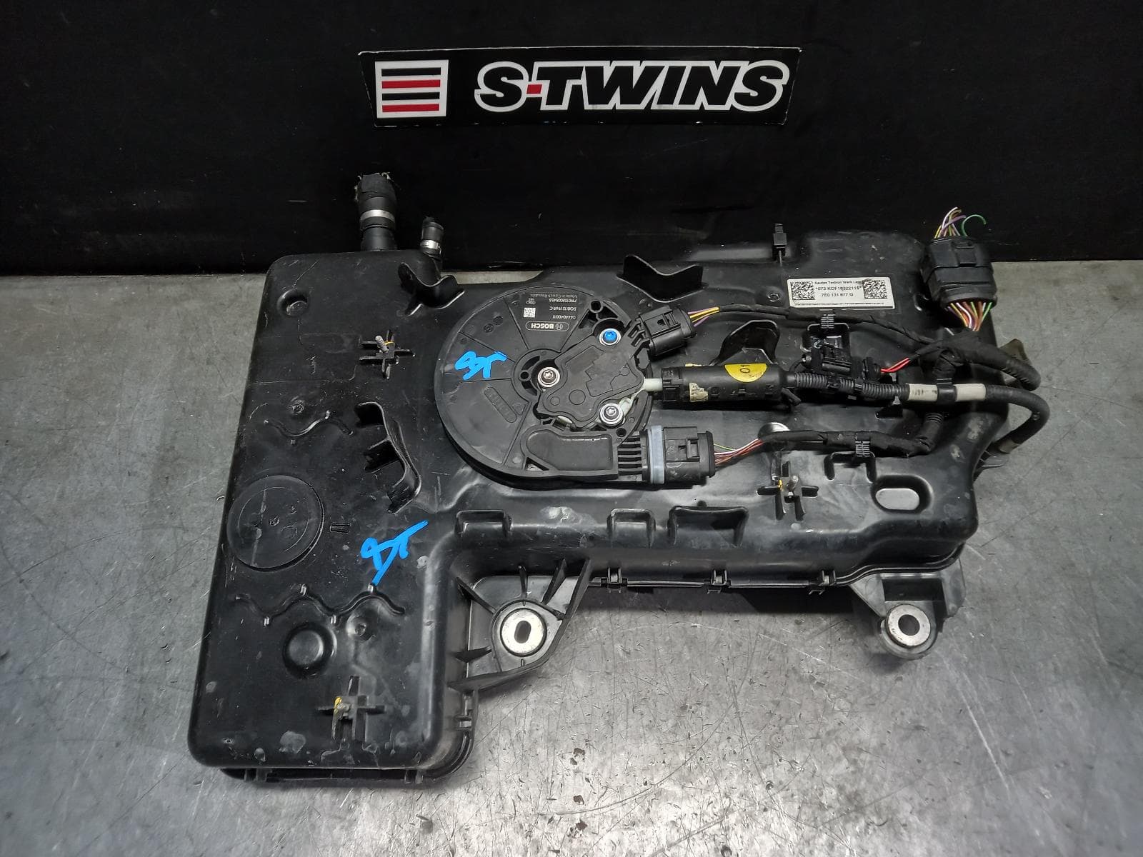 Used auto part listing image: 2019 VOLKSWAGEN TRANSPORTER ADBLUE TANK DIESEL, T6, 07/15-08/24 0000398656
