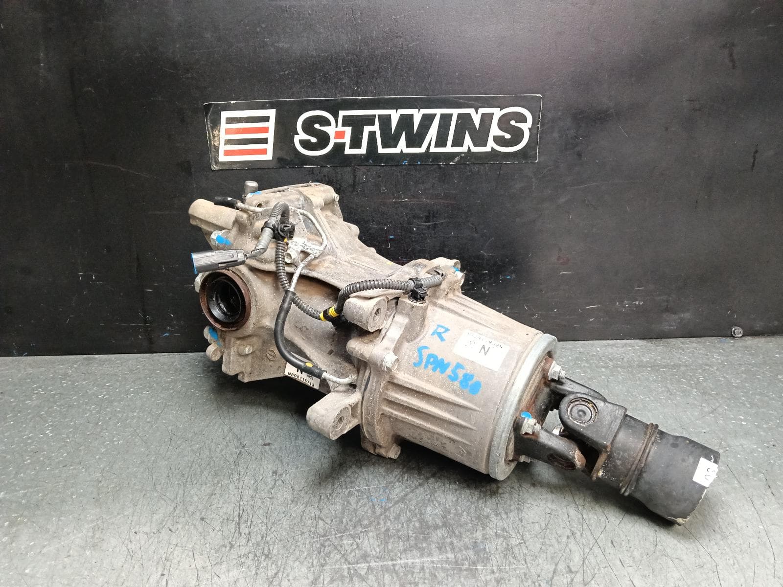 Used auto part listing image: 2018 MAZDA CX5 DIFFERENTIAL CENTRE KF, REAR, AUTO T/M, DIESEL, 2.2, 4.090 RATIO, 02/17-12/23 0000392685