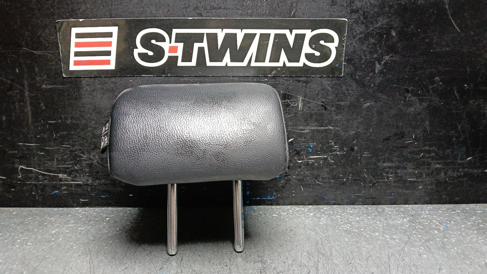 Used auto part listing image: 2018 HONDA CIVIC HEADREST 10TH GEN, 05/16-08/21 0000401860