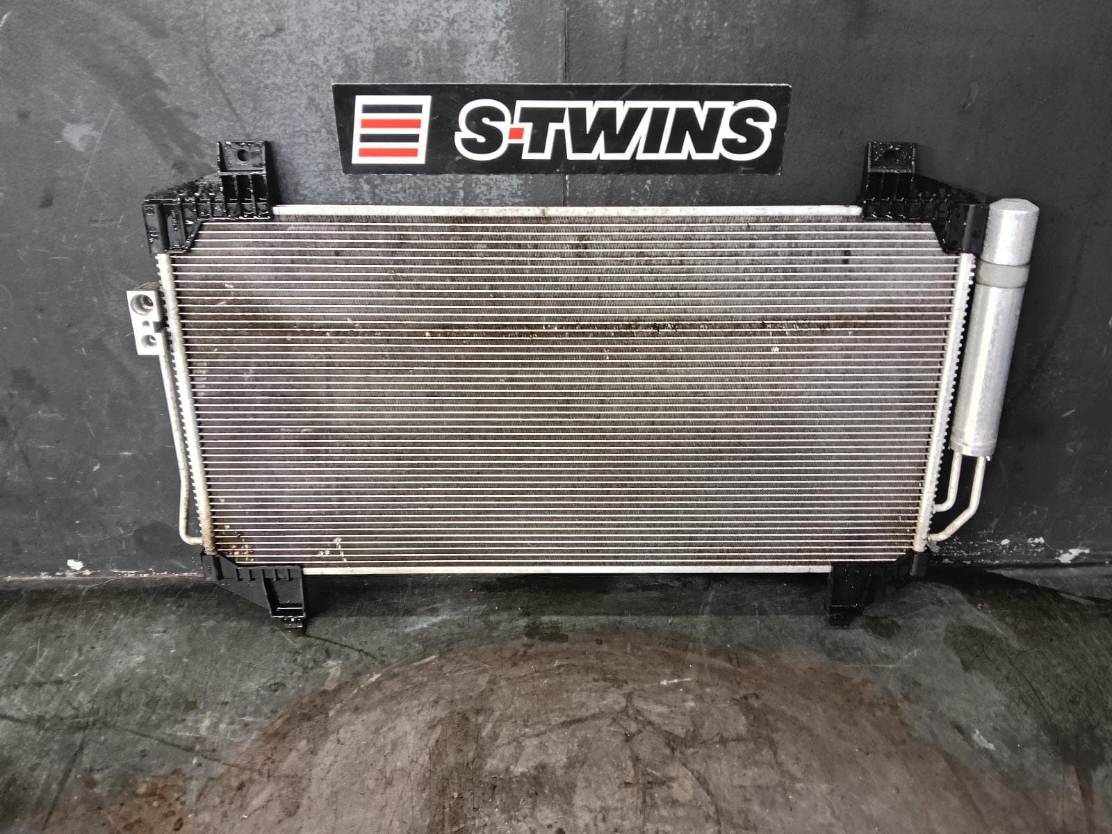 Used auto part listing image: 2016 MITSUBISHI OUTLANDER A C CONDENSER ZJ-ZK, 10/12-07/16 0000392042