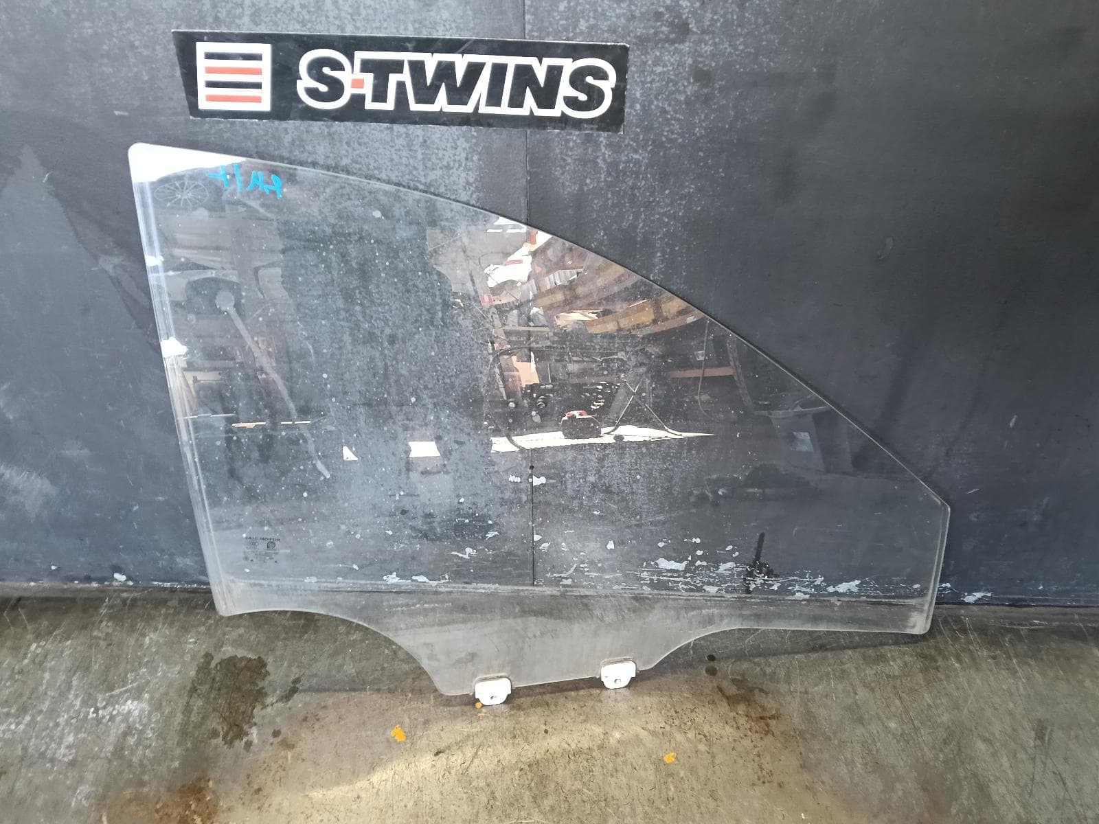 Used auto part listing image: 2018 MG ZS RIGHT FRONT DOOR WINDOW AZS1, 09/17-06/25 0000393837