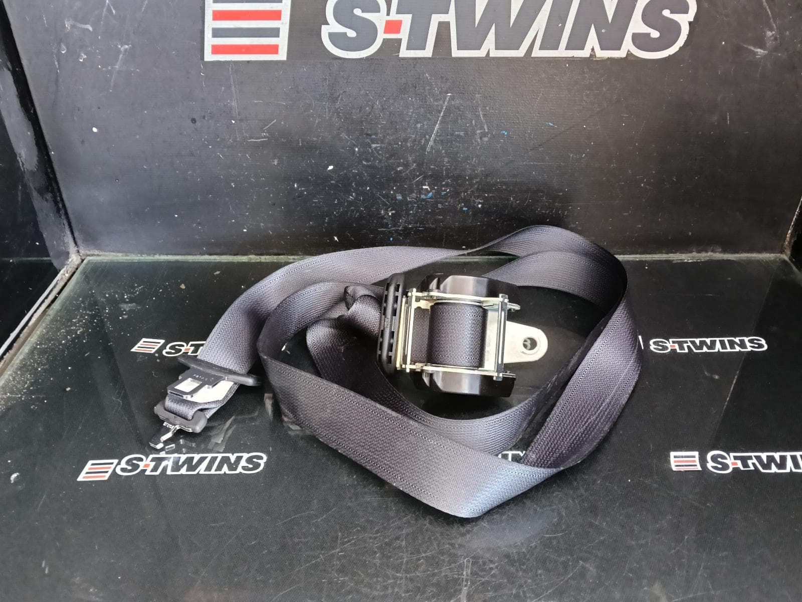 Used auto part listing image: 2021 MITSUBISHI ASX SEAT BELT STALK CENTRE REAR, SEAT BELT ONLY, XA-XD, 05/10-12/24 0000394780