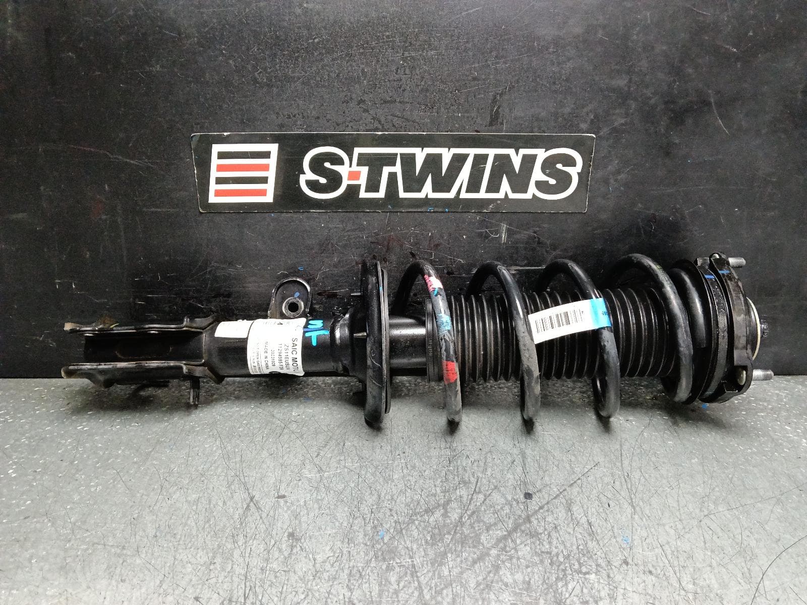 Used auto part listing image: 2023 MG ZS LEFT FRONT STRUT AZS1, 09/17-06/25 0000397008