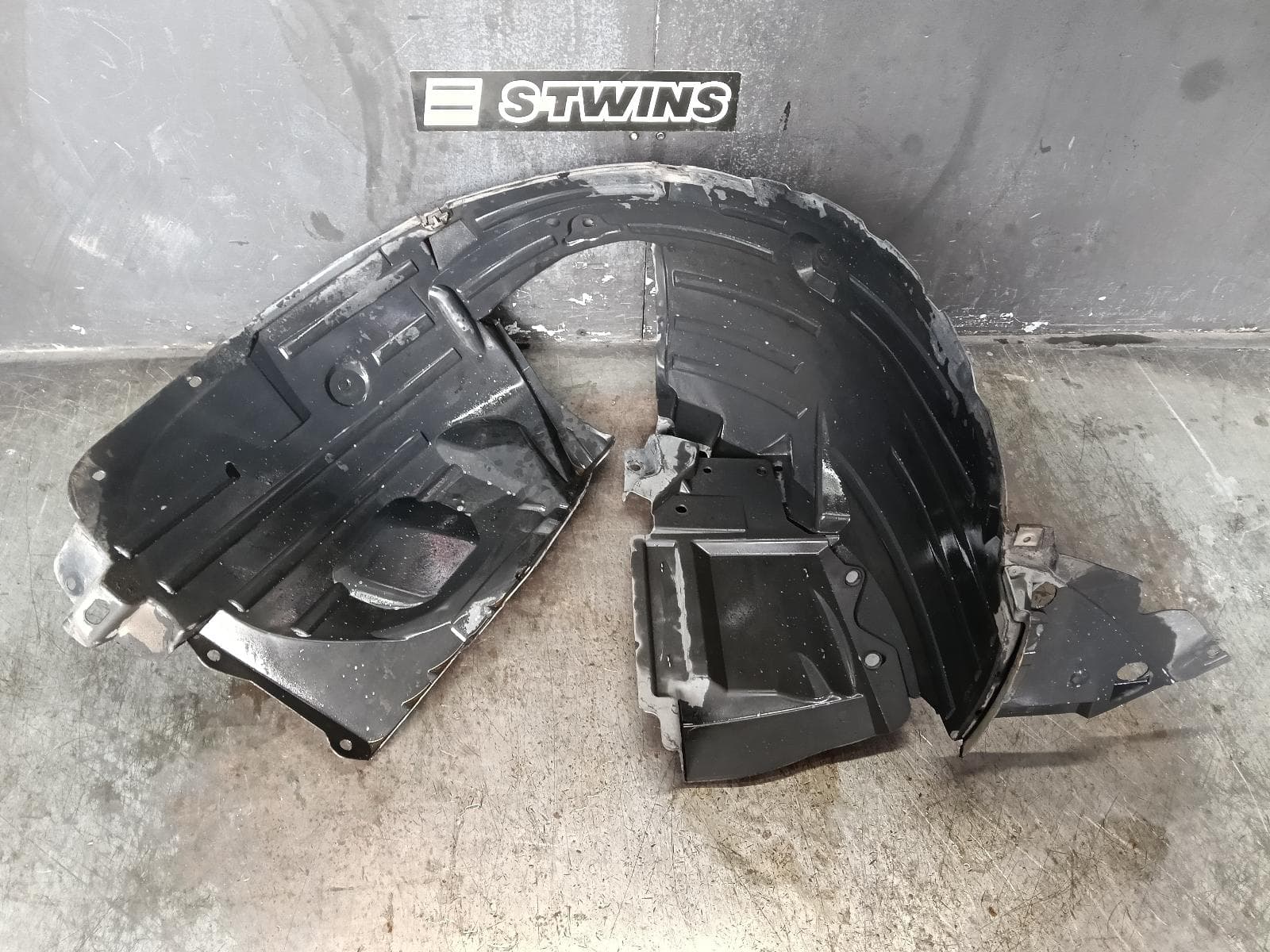 Used auto part listing image: 2012 NISSAN DUALIS RIGHT GUARD LINER J10, 01/10-05/14 0000394604