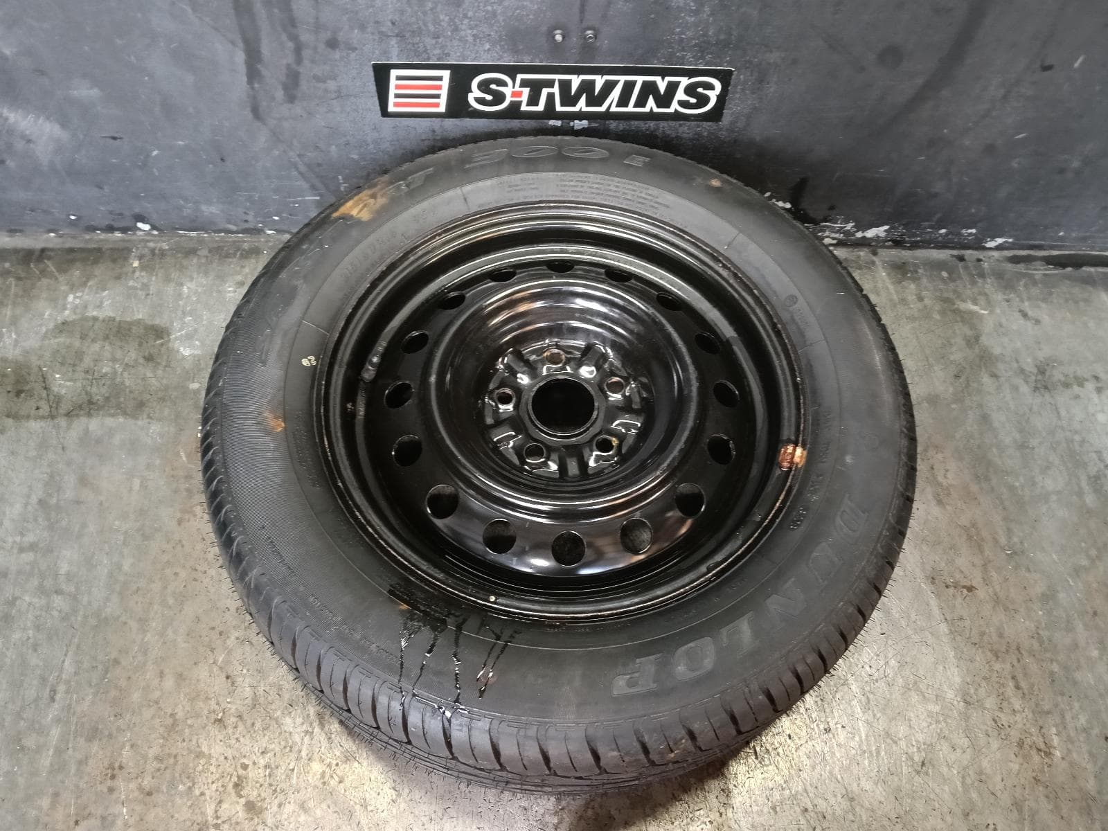 Used auto part listing image: 2009 TOYOTA CAMRY WHEEL STANDARD STEEL 16IN, ACV40, STANDARD RIM, 06/06-11/11 0000394542