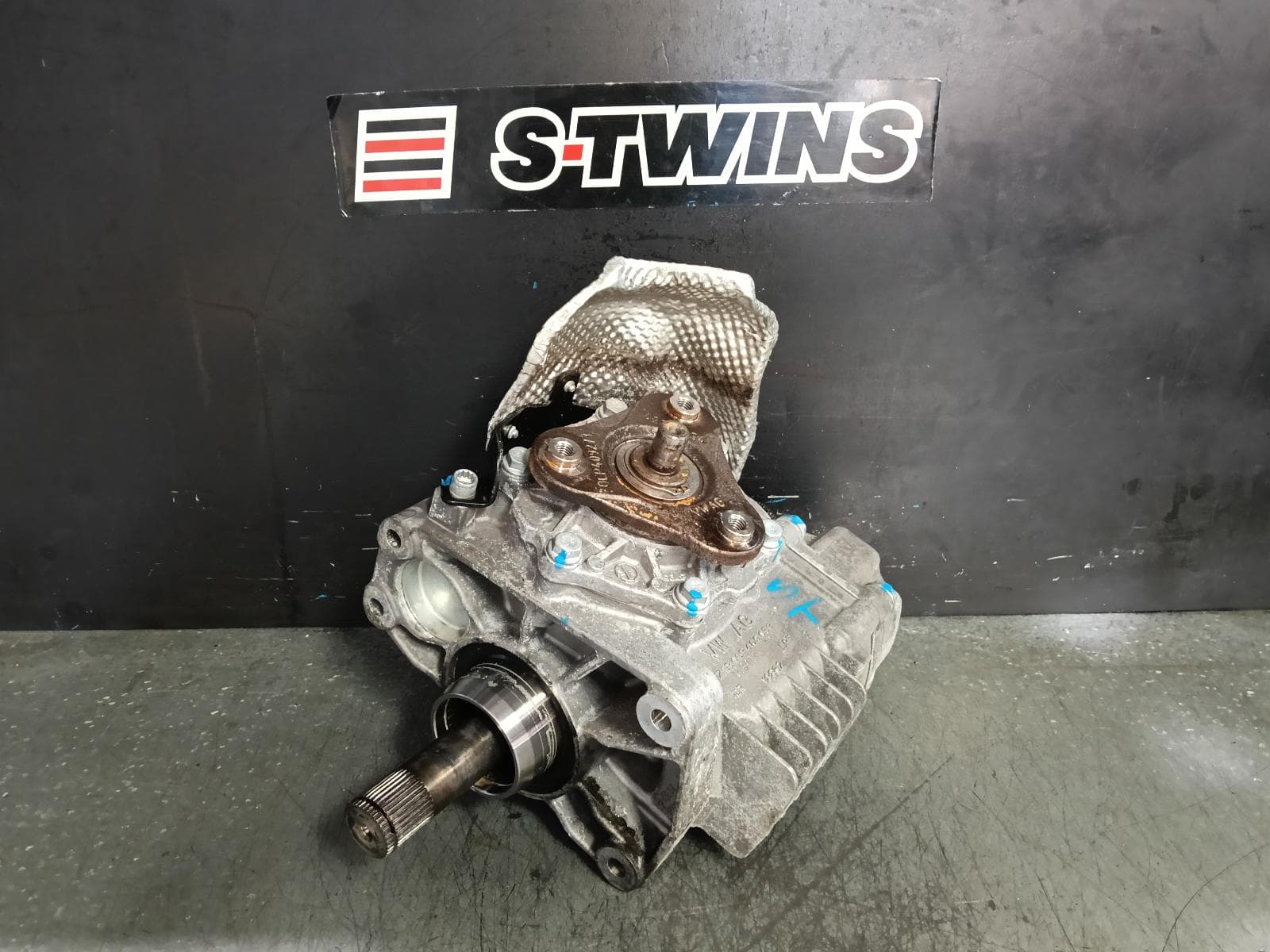 Used auto part listing image: 2018 VOLKSWAGEN TIGUAN TRANSFER CASE AUTO, DIESEL, 2.0, TURBO, DQ500, 5NA, 06/16-06/23 0000394329