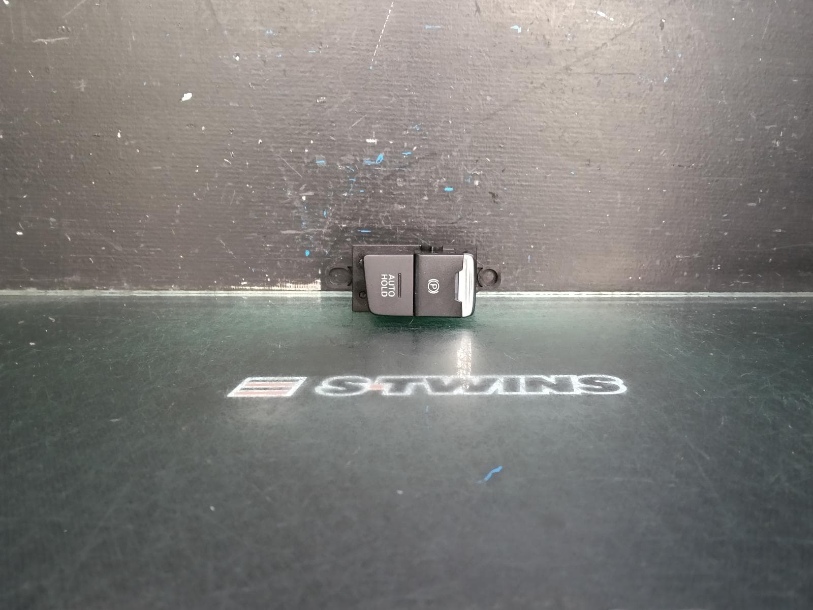 Used auto part listing image: 2018 MAZDA CX5 ELECTRONIC HANDBRAKE SWITCH, KF, 02/17- 0000395580