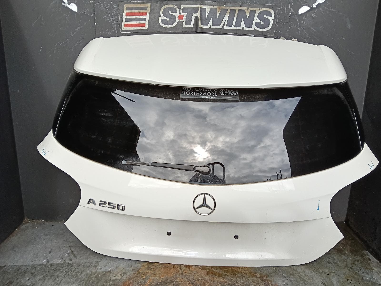 Used auto part listing image: 2014 MERCEDES A CLASS BOOTLID TAILGATE TAILGATE, W176, 09/12-03/18 0000377721
