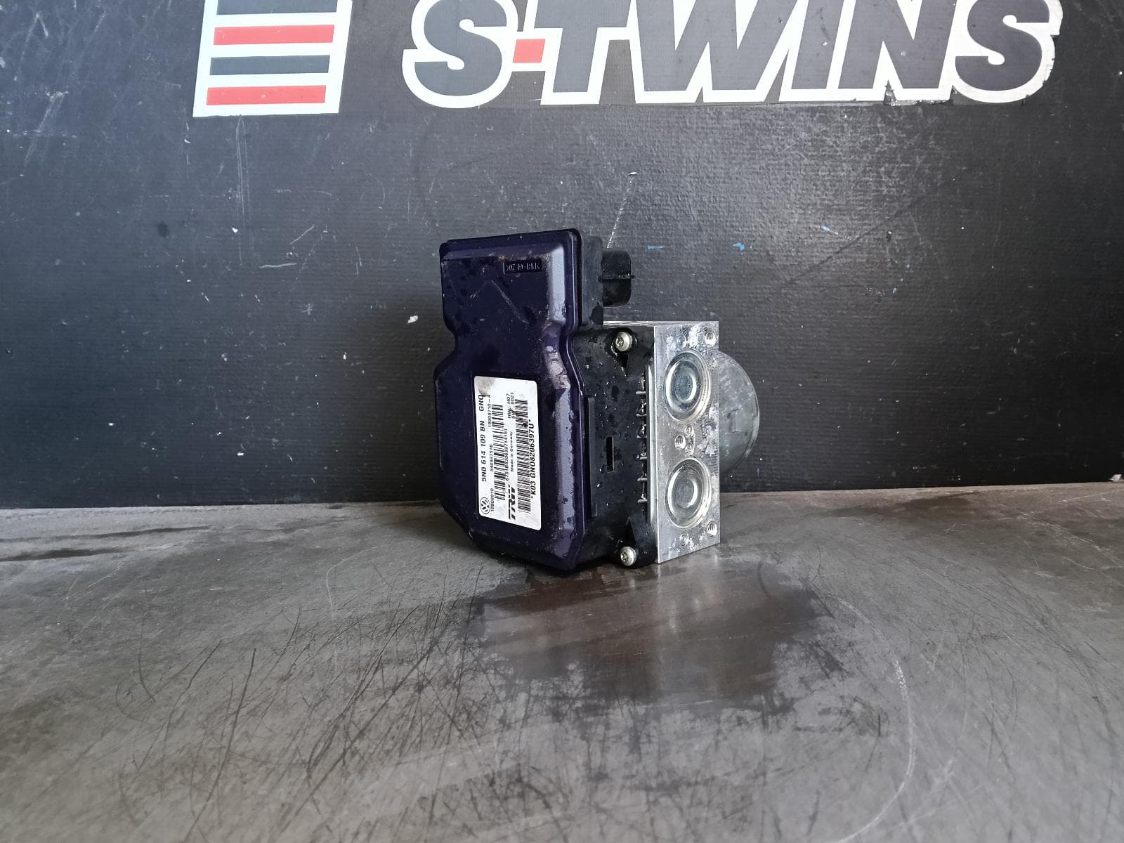Used auto part listing image: 2014 VOLKSWAGEN TIGUAN ABS PUMP MODULATOR 5N, 07/11-08/16 0000395594