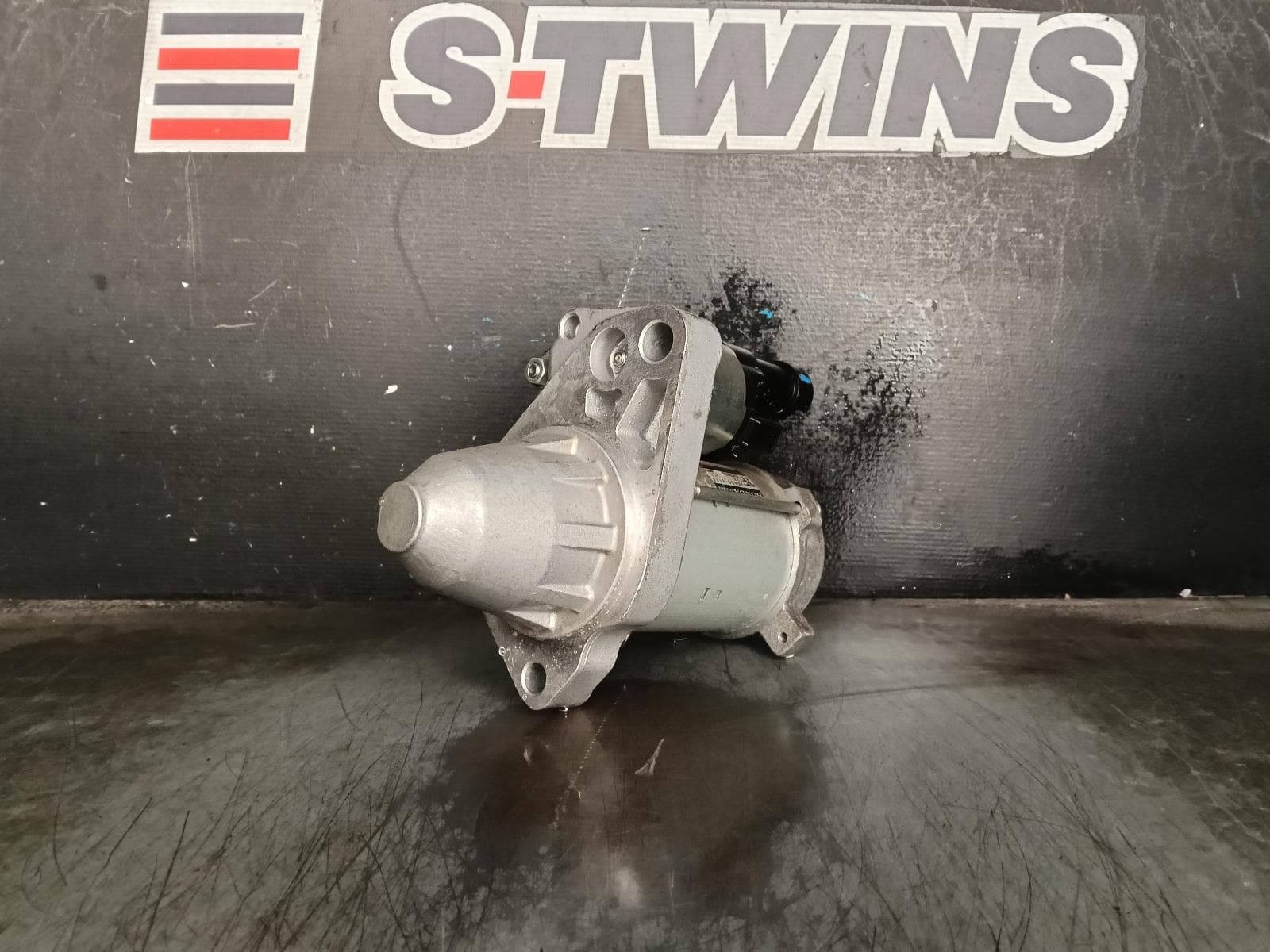 Used auto part listing image: 2018 HONDA HRV STARTER PETROL, 1.8, R18ZF, RU, 12/14-10/21 0000395427