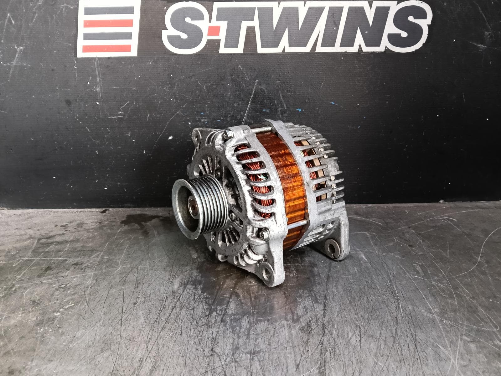 Used auto part listing image: 2019 NISSAN PATHFINDER ALTERNATOR PETROL, 3.5, VQ35, R52, 06/13-04/21 0000396829