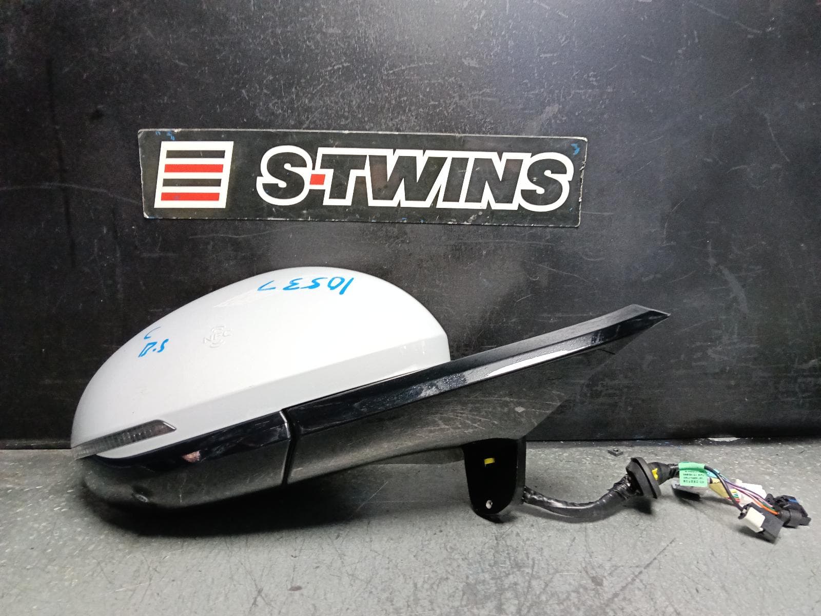 Used auto part listing image: 2025 BYD ATTO 2 RIGHT DOOR MIRROR 1ST GEN, 07/25- 0000404906