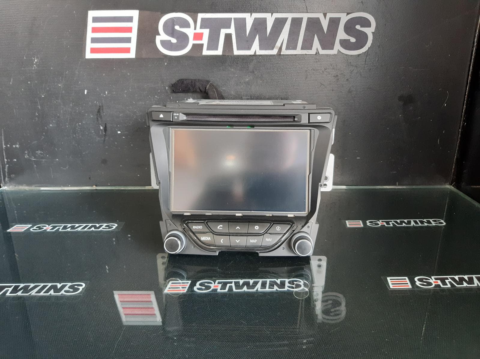 Used auto part listing image: 2013 HYUNDAI I40 SAT NAV HEAD UNIT, VF, 09/11-05/15 0000187932