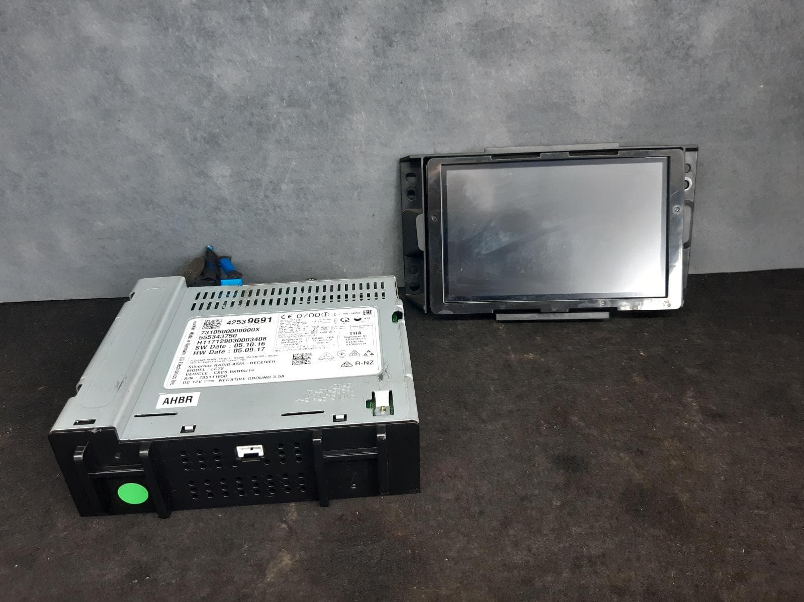 Used auto part listing image: 2017 HOLDEN CAPTIVA DISPLAY UNIT ONLY, SAT NAV TYPE, CG, 10/15-06/18 0000082039