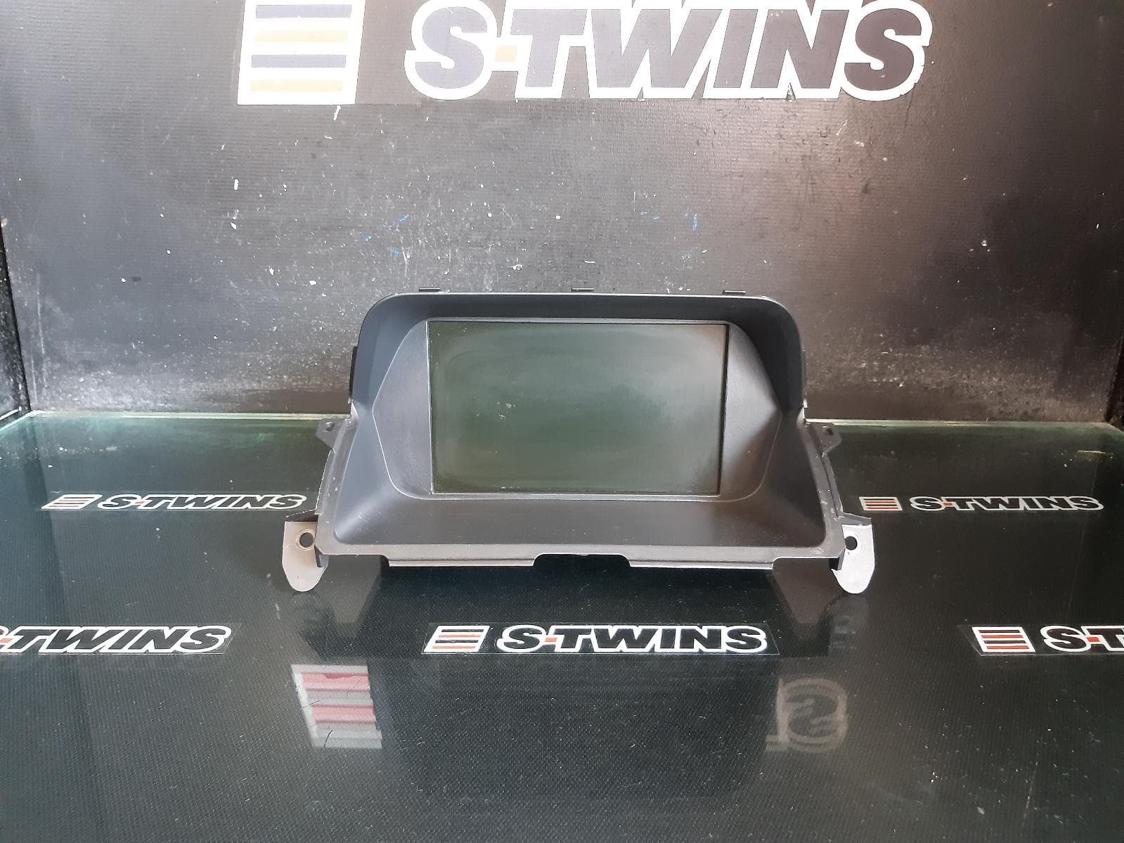 Used auto part listing image: 2010 DODGE JOURNEY DISPLAY UNIT ONLY, SAT NAV TYPE (RE1), JC, 05/08-07/11 0000225469