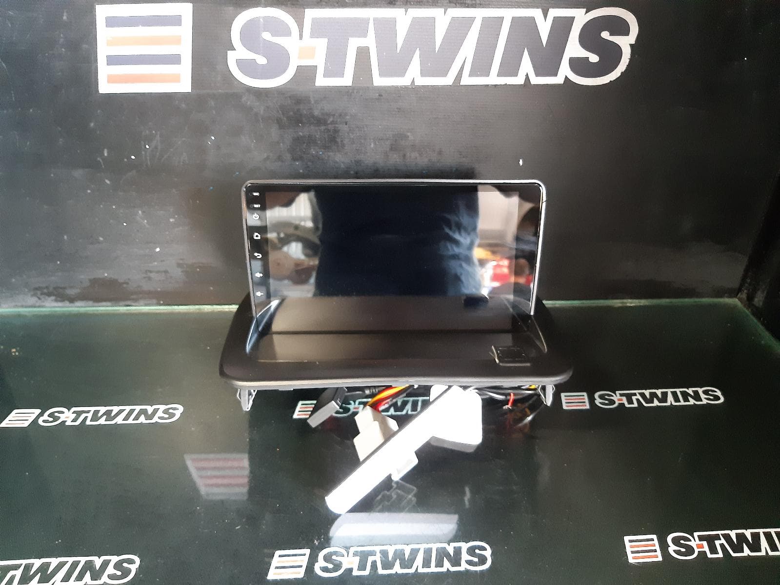 Used auto part listing image: 2011 VOLVO C30 'ICM', DASH DISPLAY UNIT, VIN YV1MK..., 04/07-07/13 0000247493