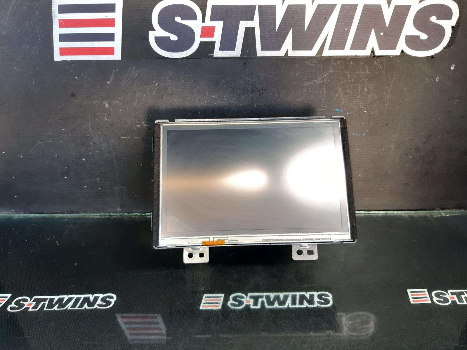 Used auto part listing image: 2015 NISSAN PATHFINDER DISPLAY UNIT, 8IN W/ SAT NAV TYPE, R52, 06/13-11/16 0000342587