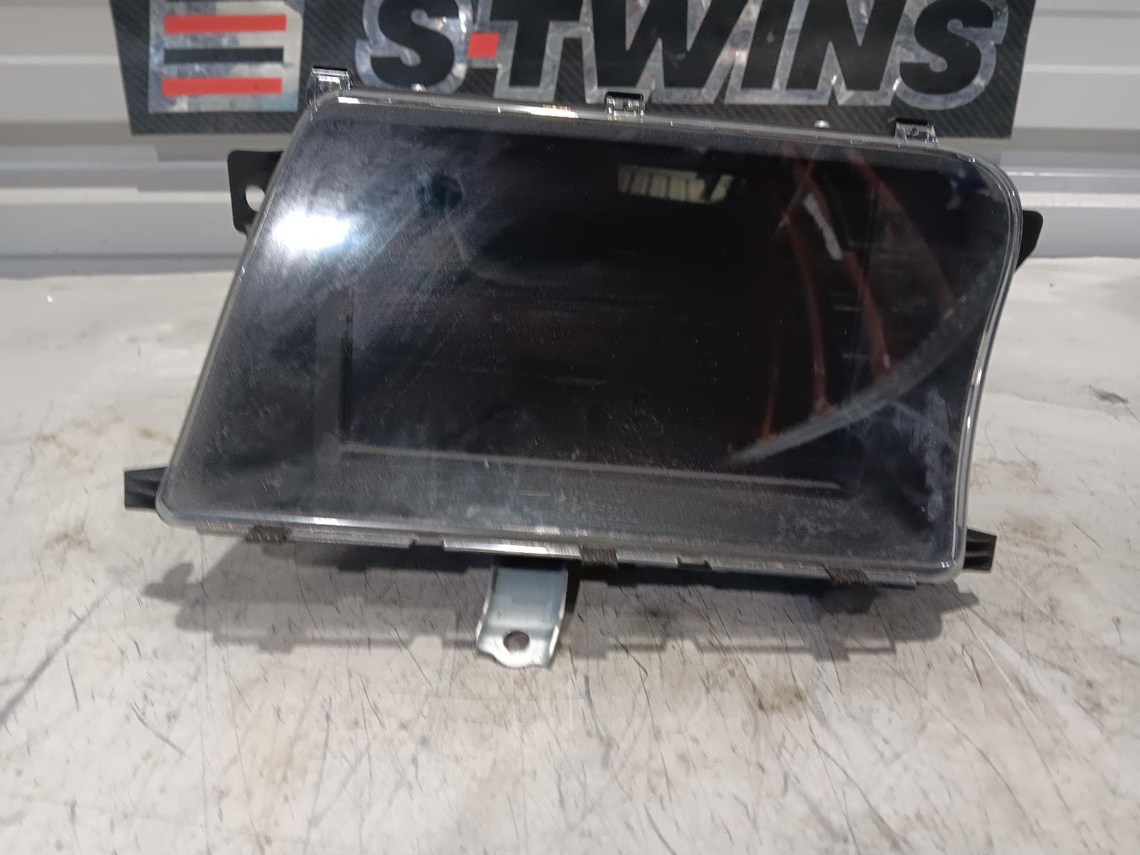 Used auto part listing image: 2013 LEXUS RX SERIES DISPLAY SCREEN, AL10, 12/08-08/15 0000346135