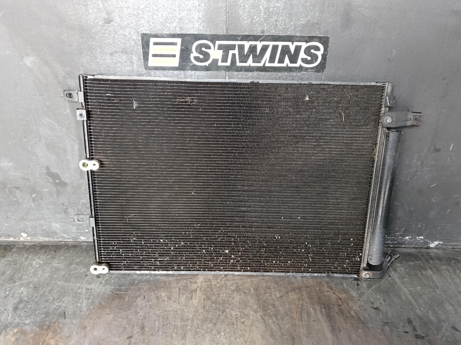 Used auto part listing image: 2015 JEEP CHEROKEE A C CONDENSER KL, 02/14-03/18 0000395720